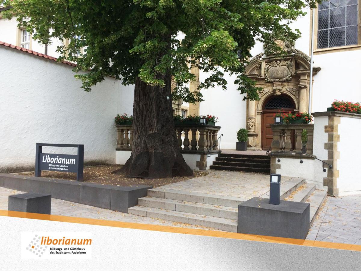 Bildungs- Und Tagungshaus Liborianum Hotel Paderborn Exterior foto